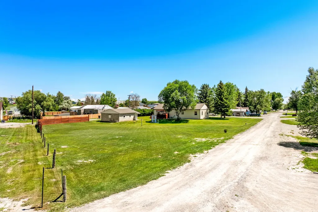 805 2nd Street NE Choteau MT 59422