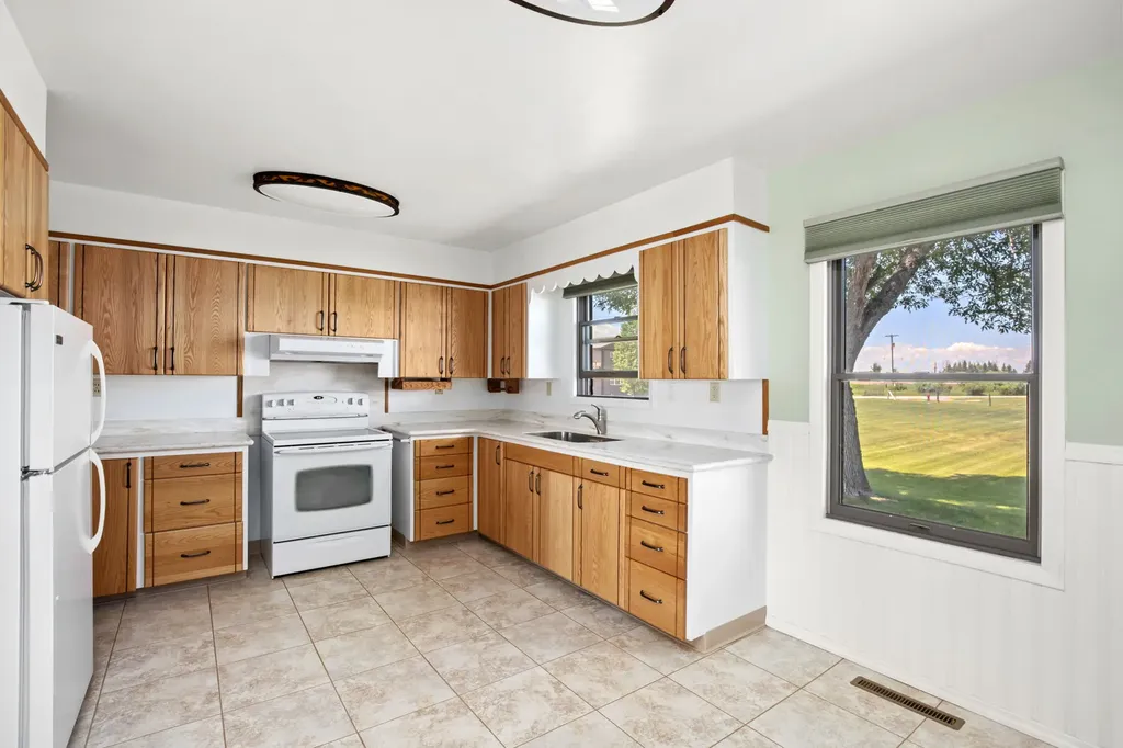 805 2nd Street NE Choteau MT 59422