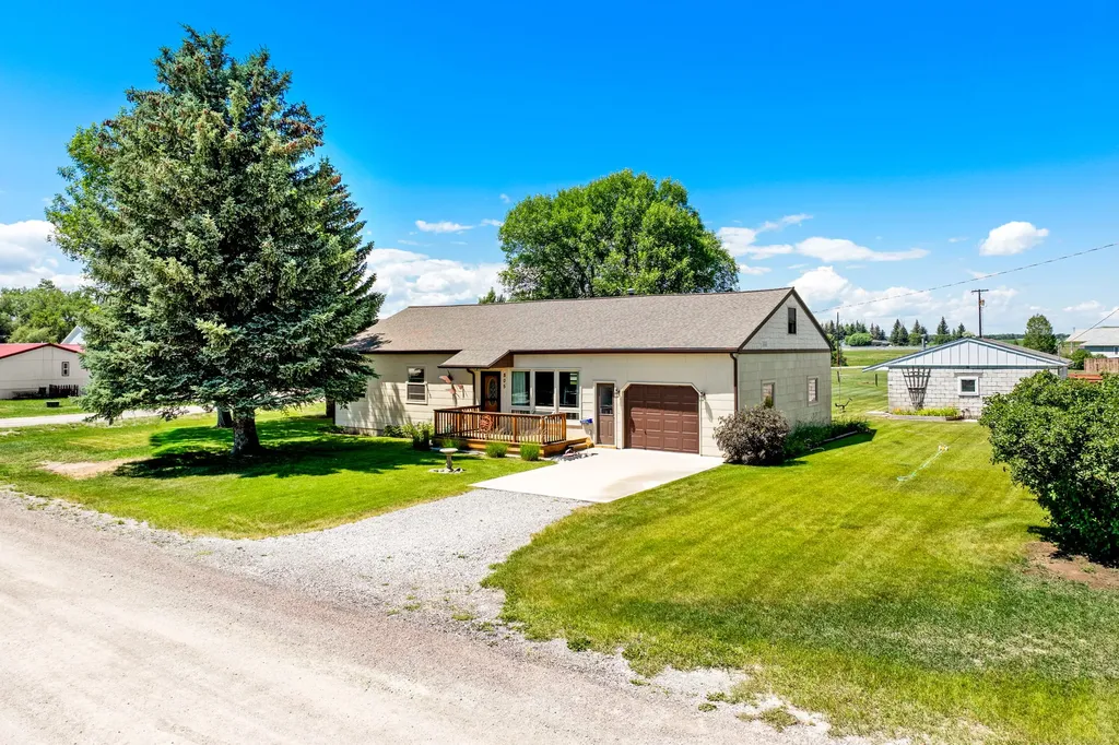 805 2nd Street NE Choteau MT 59422