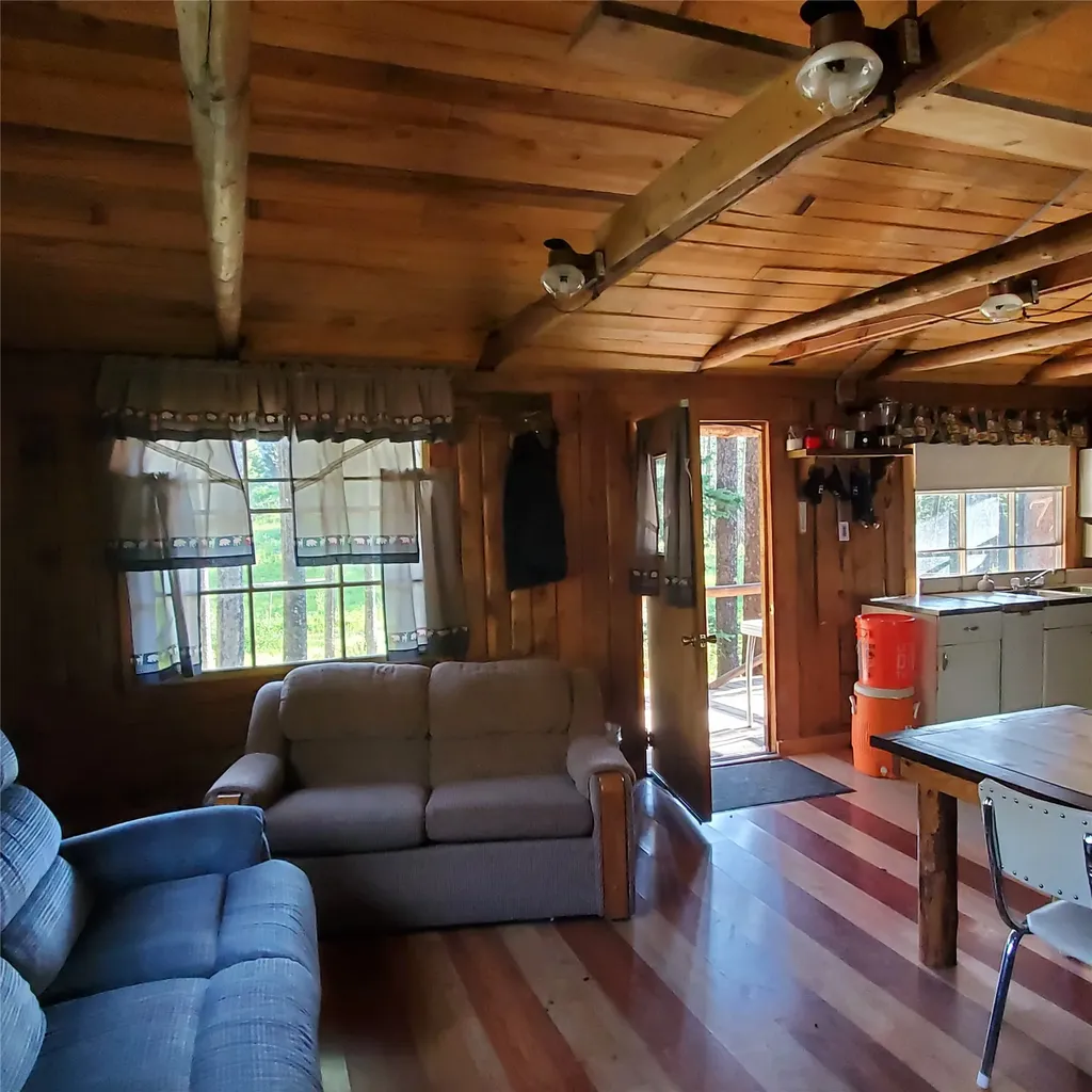 16221 Grizzly Lane Augusta MT 59410
