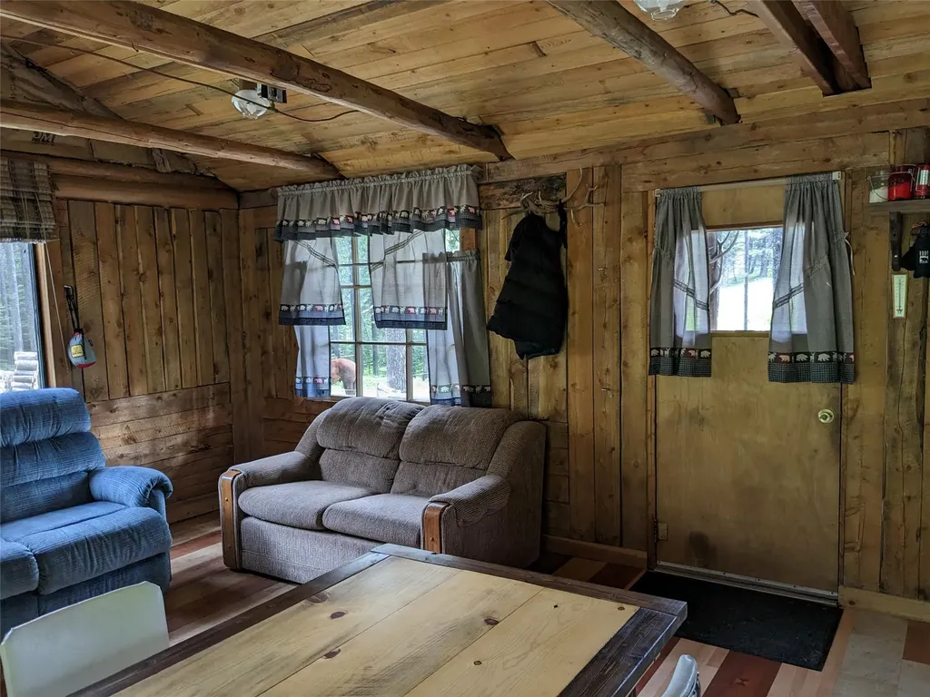 16221 Grizzly Lane Augusta MT 59410