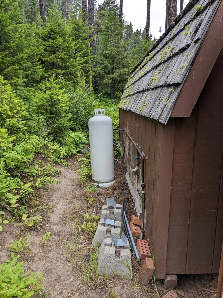 16221 Grizzly Lane Augusta MT 59410