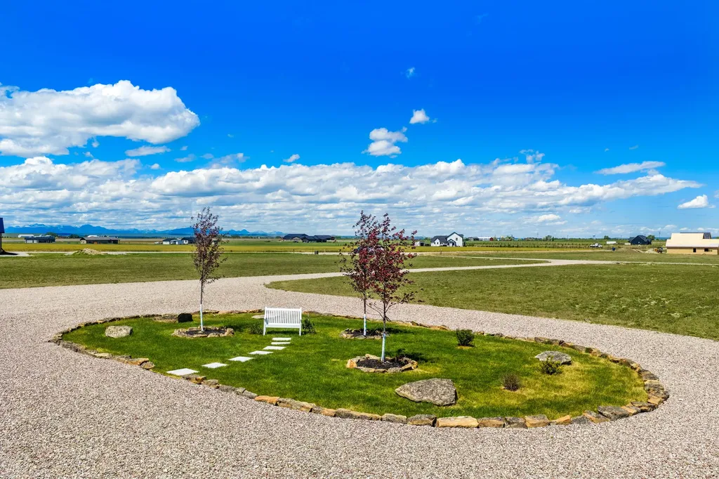 42 W 1st Lane SE Fairfield MT 59436