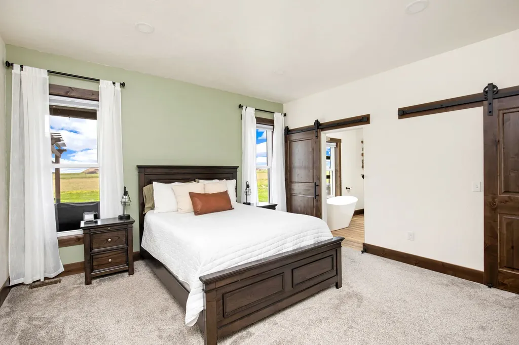 42 W 1st Lane SE Fairfield MT 59436
