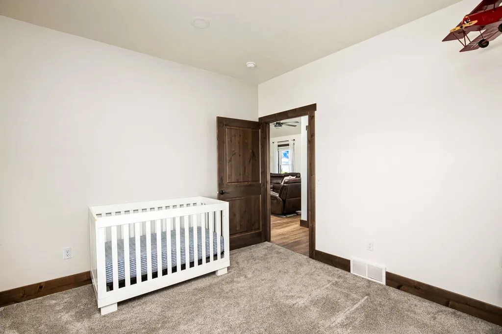 42 W 1st Lane SE Fairfield MT 59436