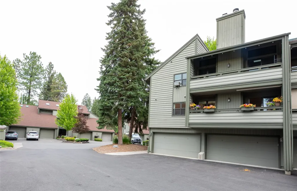 270 Bridge Street Bigfork MT 59911