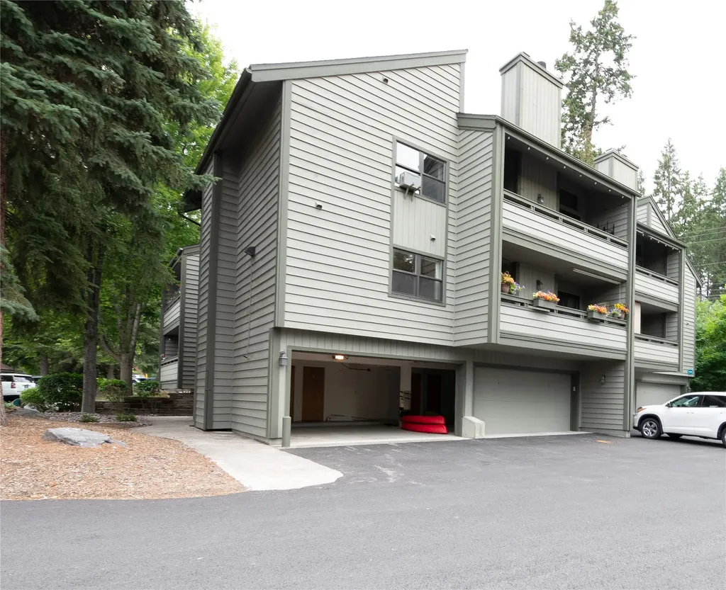 270 Bridge Street Bigfork MT 59911