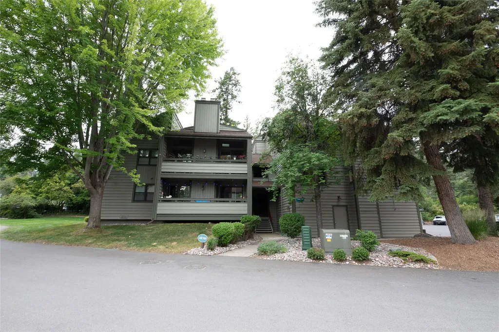 270 Bridge Street Bigfork MT 59911