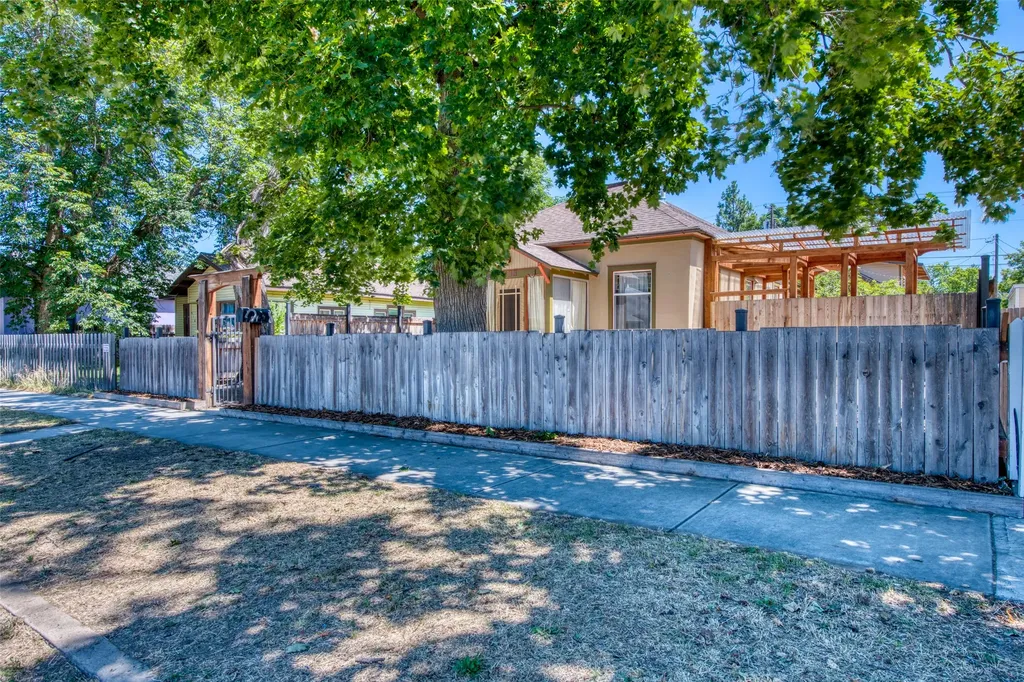 412 N 5th Street Hamilton MT 59840