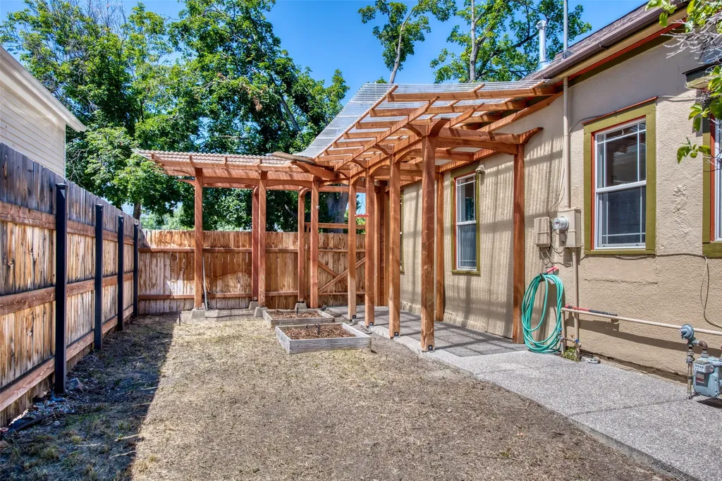 412 N 5th Street Hamilton MT 59840