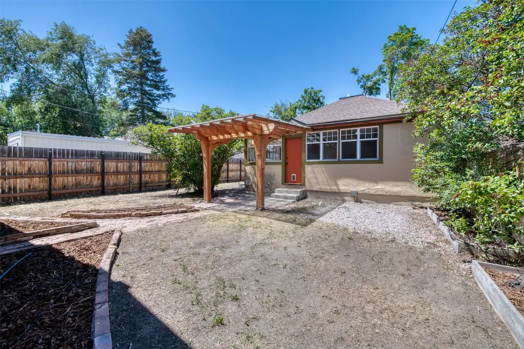 412 N 5th Street Hamilton MT 59840