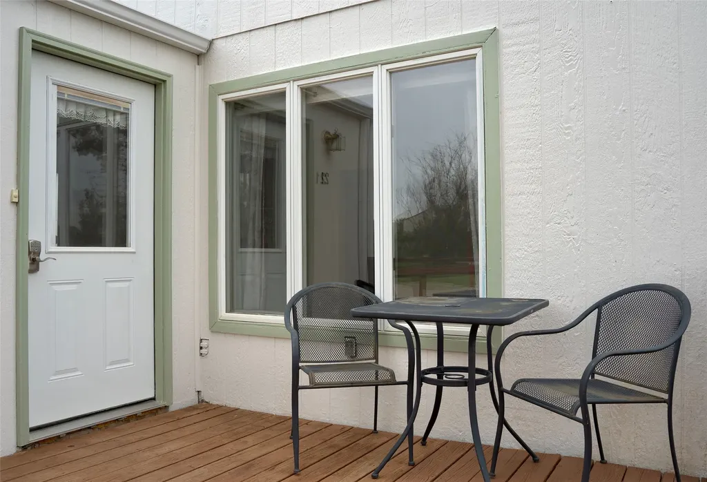 21 2nd Street S Sunburst MT 59482