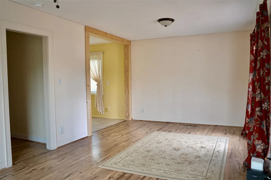 21 2nd Street S Sunburst MT 59482