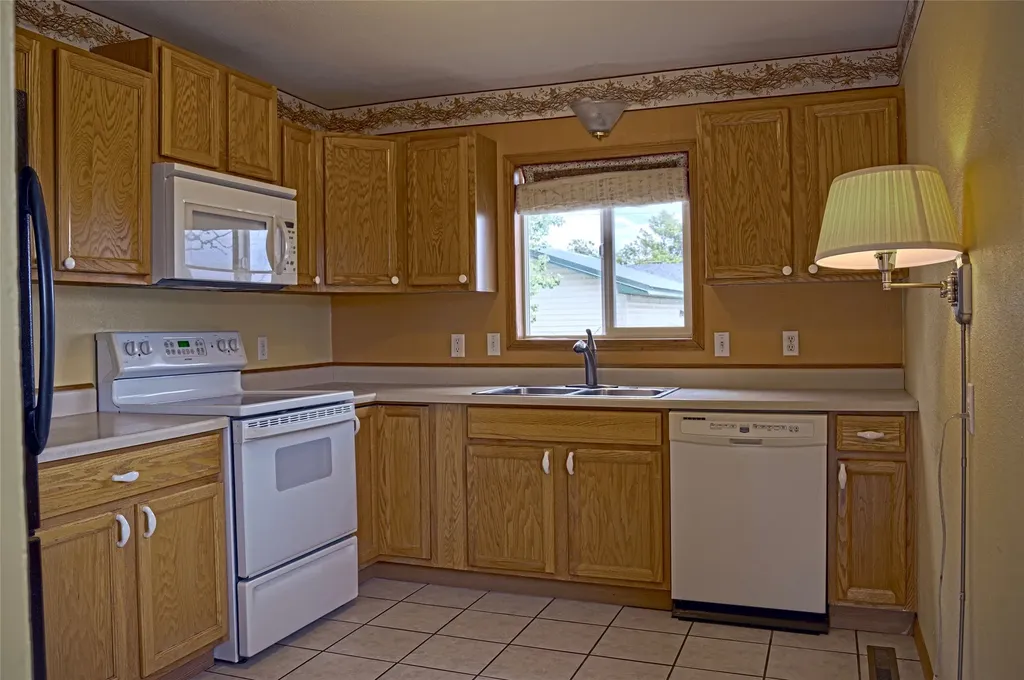 21 2nd Street S Sunburst MT 59482