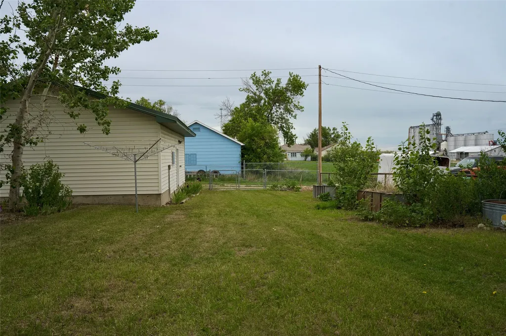 21 2nd Street S Sunburst MT 59482