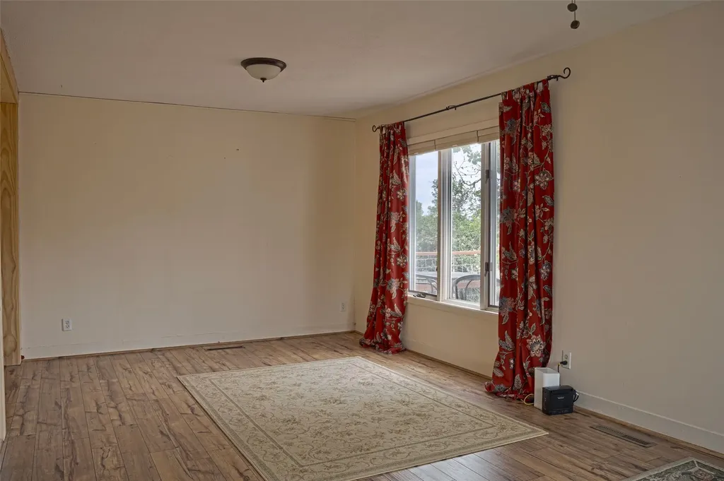 21 2nd Street S Sunburst MT 59482