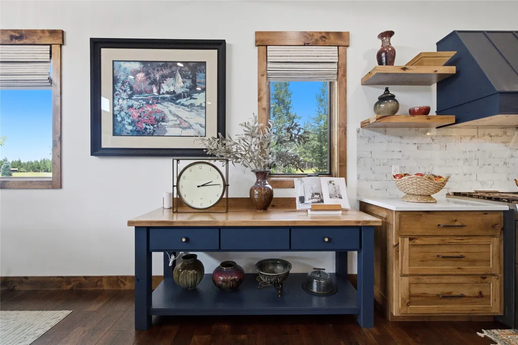 28 Keel Court Eureka MT 59917