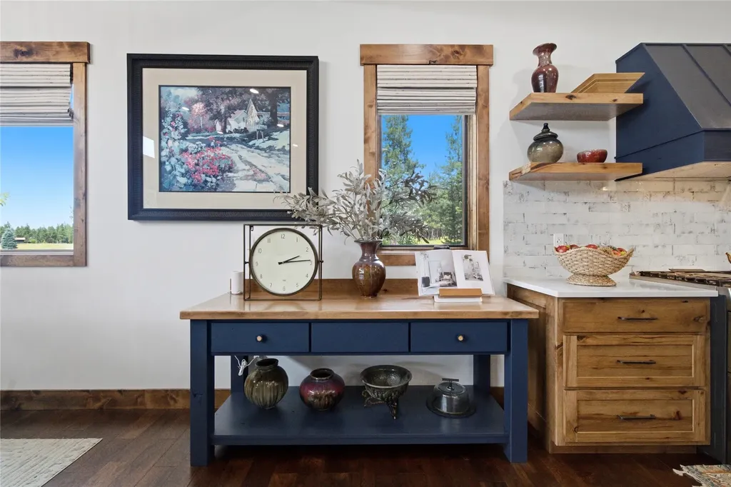 28 Keel Court Eureka MT 59917