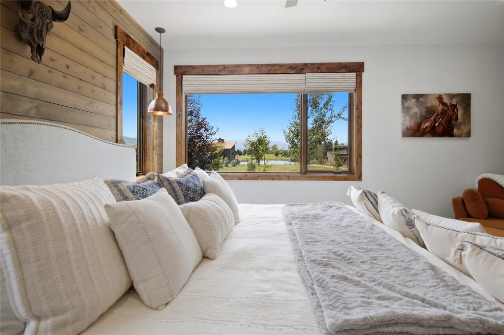 28 Keel Court Eureka MT 59917