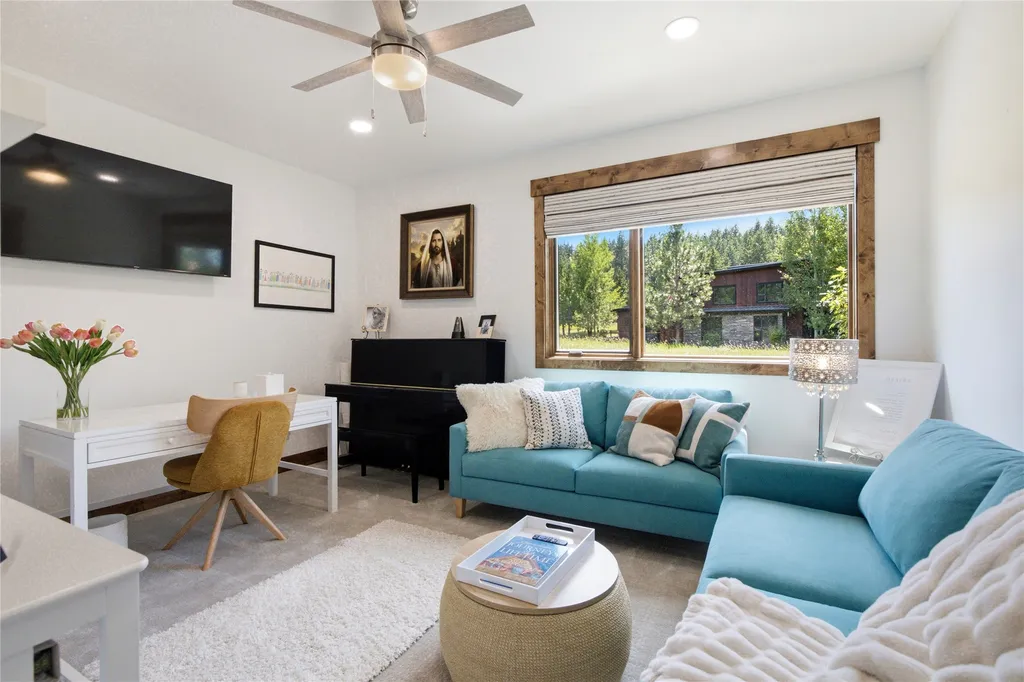 28 Keel Court Eureka MT 59917