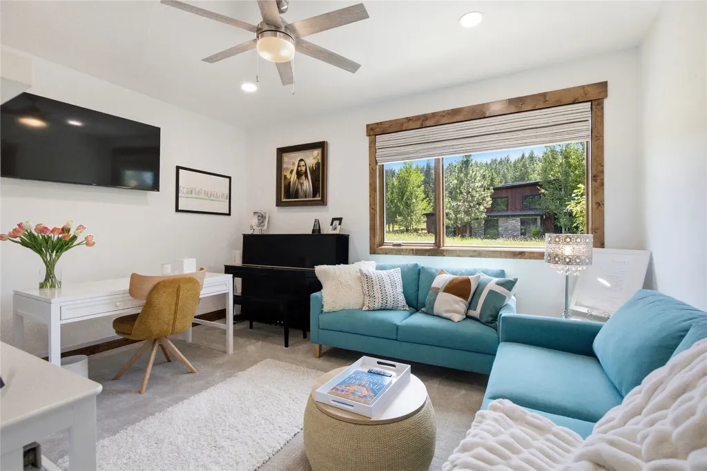 28 Keel Court Eureka MT 59917
