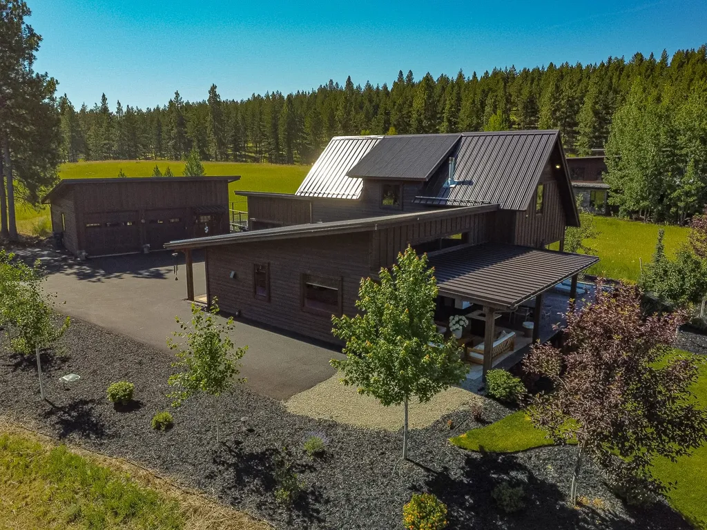 28 Keel Court Eureka MT 59917