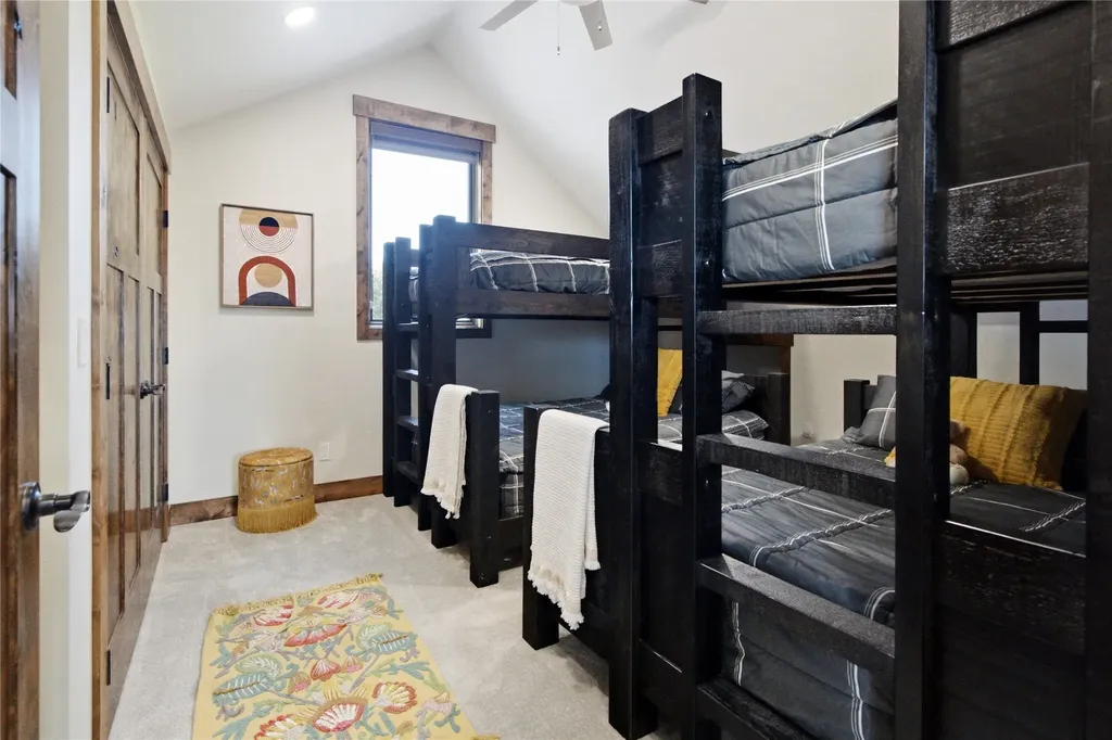 28 Keel Court Eureka MT 59917