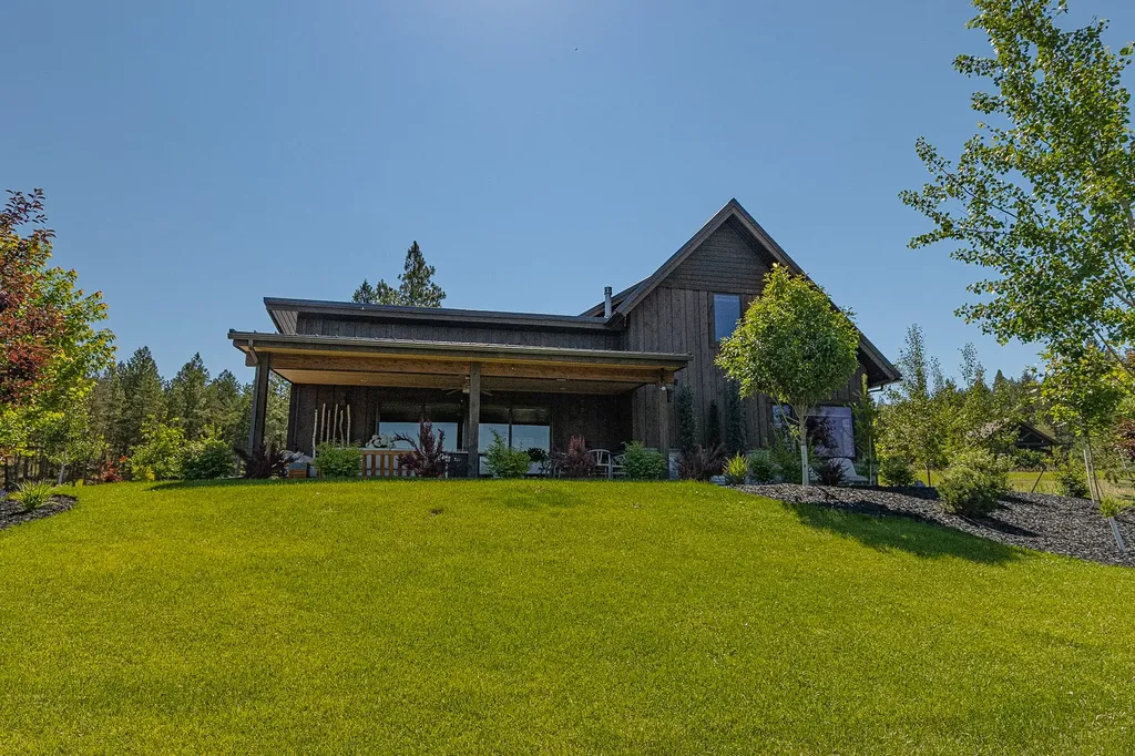 28 Keel Court Eureka MT 59917