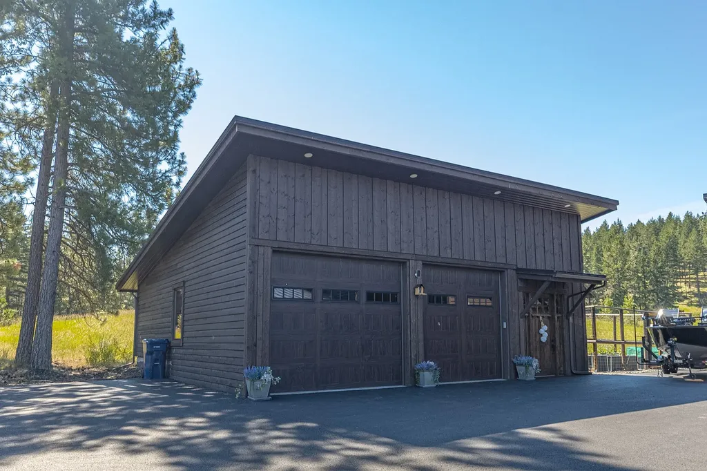 28 Keel Court Eureka MT 59917