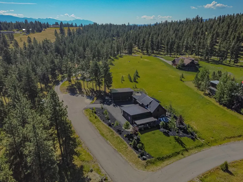 28 Keel Court Eureka MT 59917