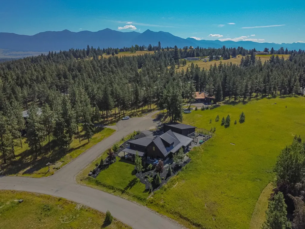 28 Keel Court Eureka MT 59917