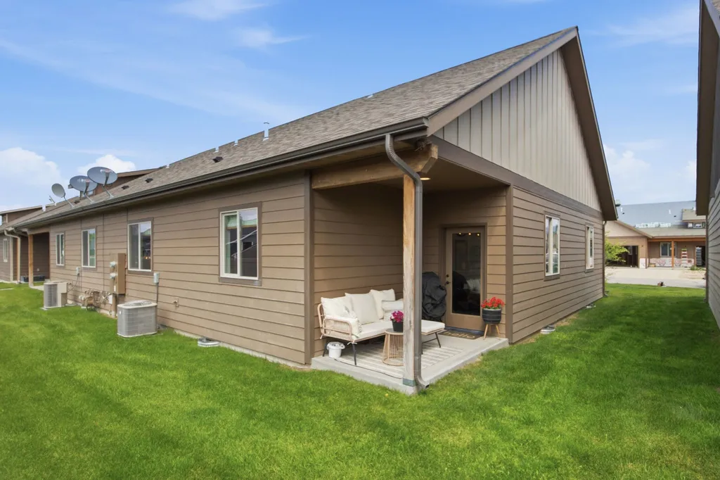 509 Race Track Trail Hamilton MT 59840