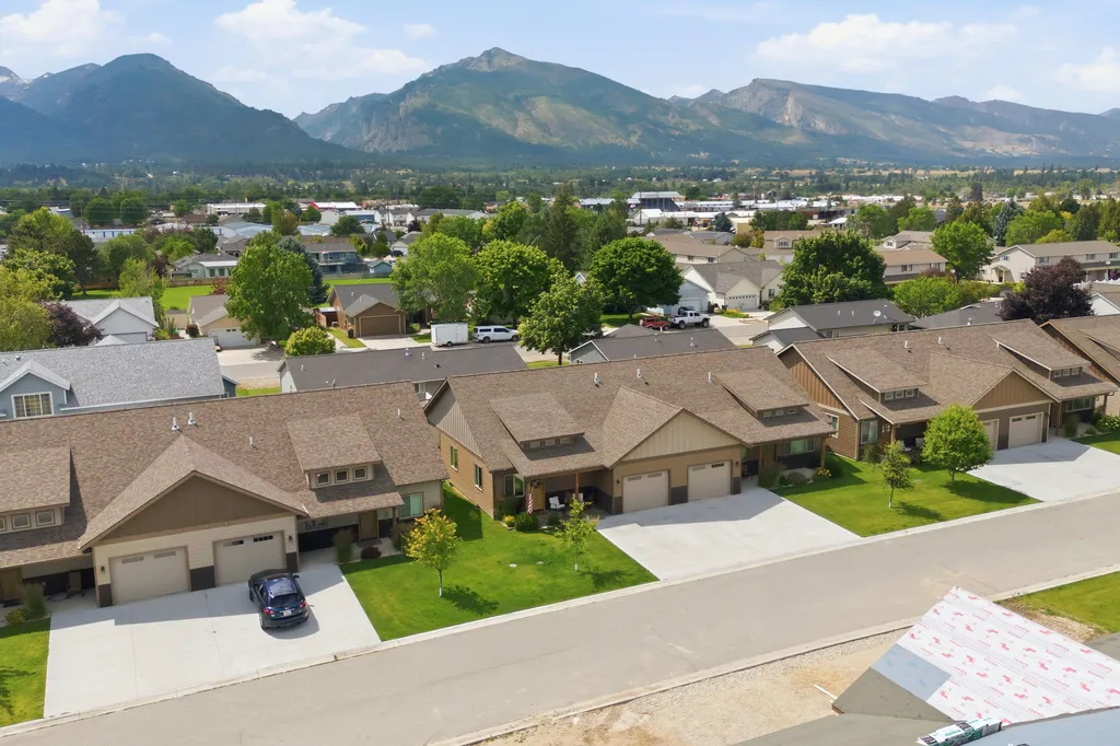 509 Race Track Trail Hamilton MT 59840