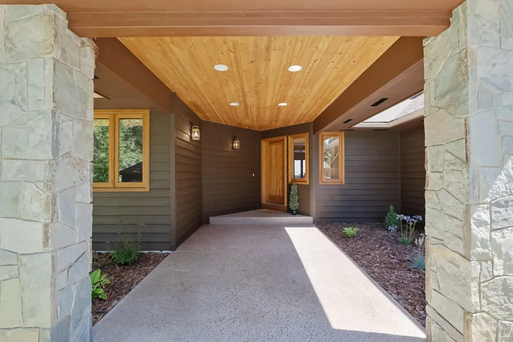 349 Echo Chalet Drive Bigfork MT 59911