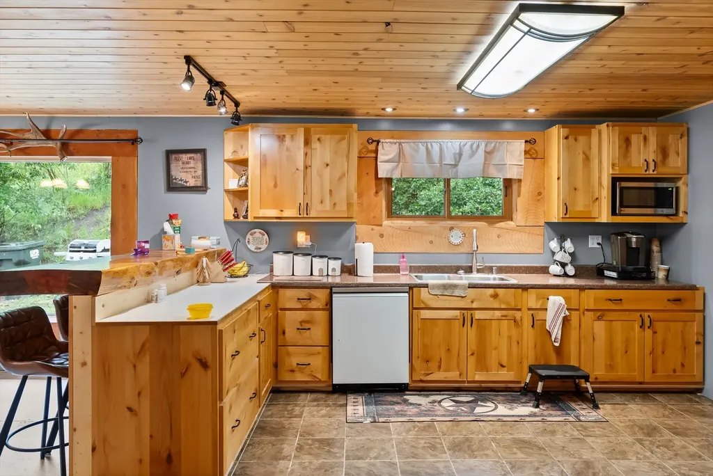 4284 N Fork Rye Creek Road Darby MT 59829
