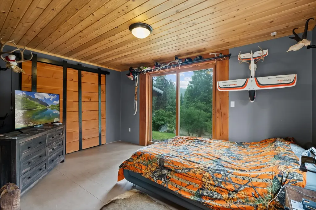 4284 N Fork Rye Creek Road Darby MT 59829