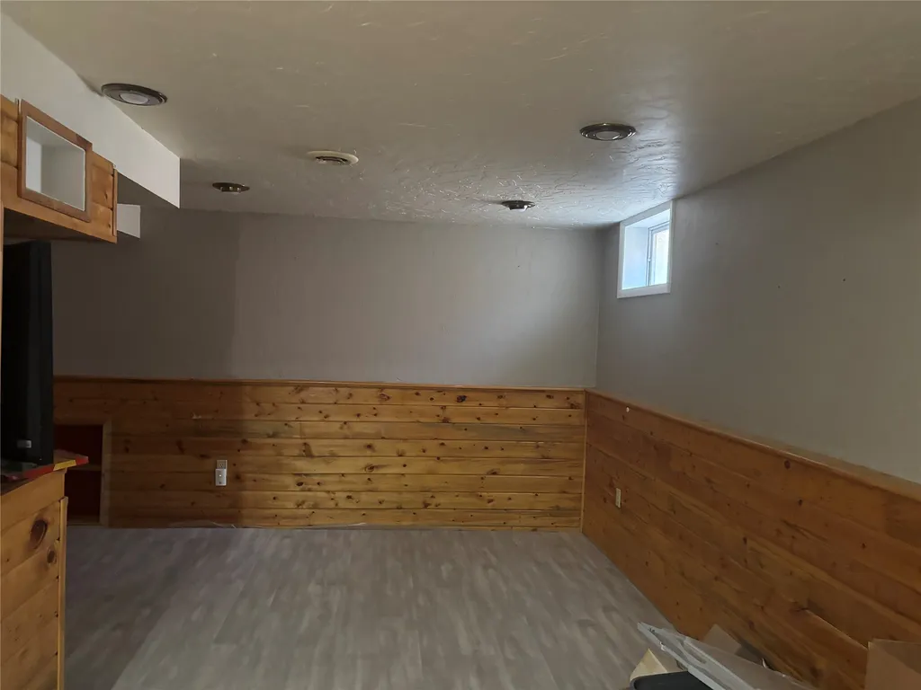 406 S Delaware Street Conrad MT 59425