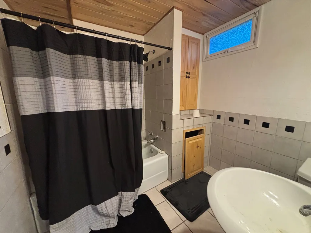 406 S Delaware Street Conrad MT 59425