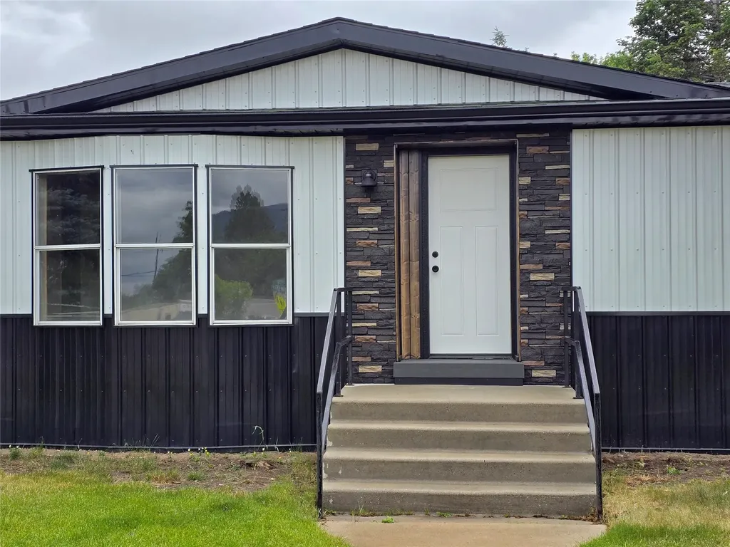 327 Main Street Victor MT 59875