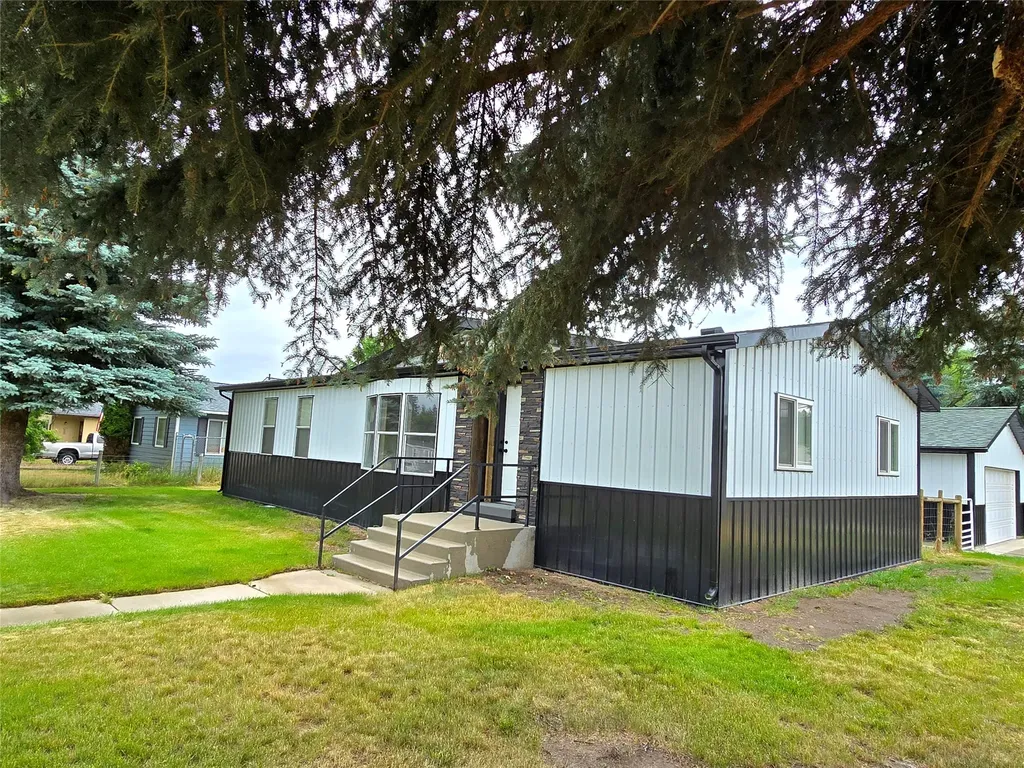 327 Main Street Victor MT 59875