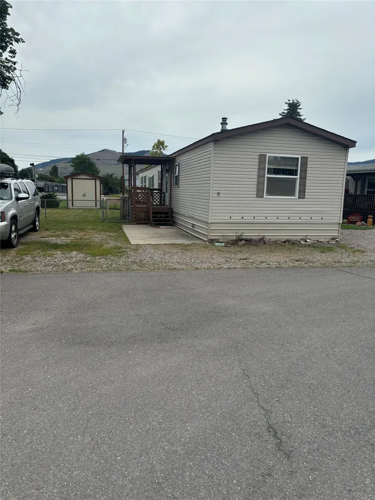 1813 S Reserve Street Missoula MT 59801