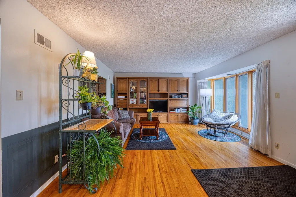 205 18th Avenue NW Great Falls MT 59404