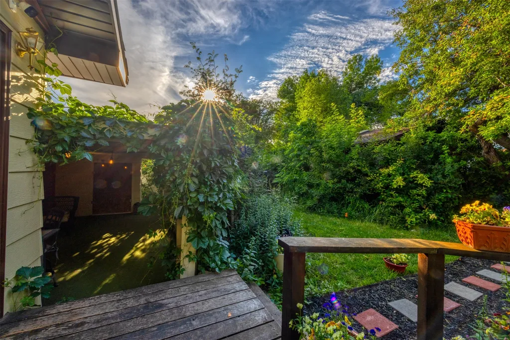 205 18th Avenue NW Great Falls MT 59404