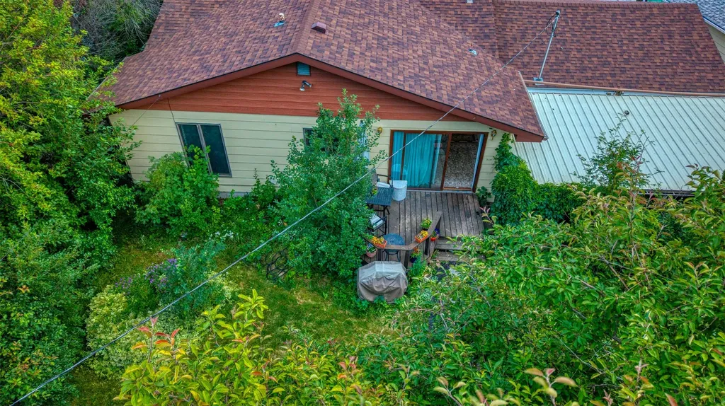 205 18th Avenue NW Great Falls MT 59404