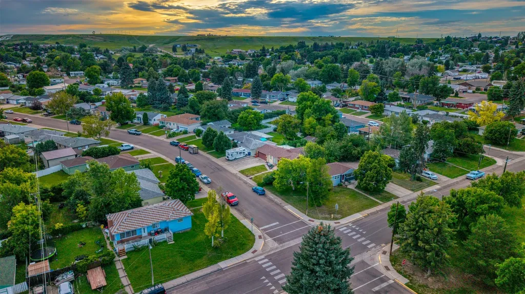 205 18th Avenue NW Great Falls MT 59404