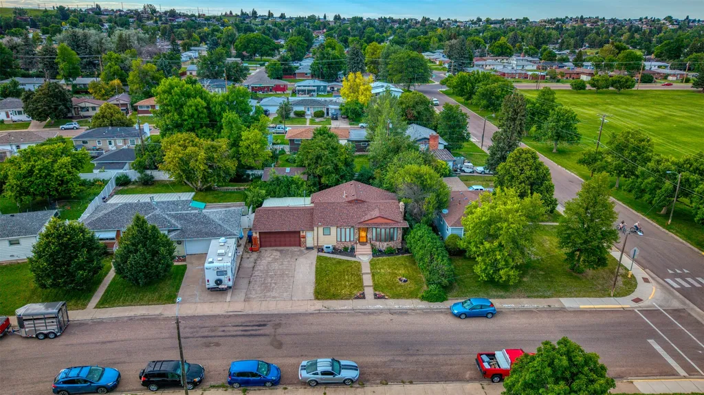 205 18th Avenue NW Great Falls MT 59404