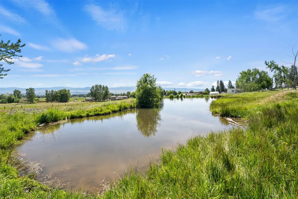 226 Sweathouse Creek Road Victor MT 59875