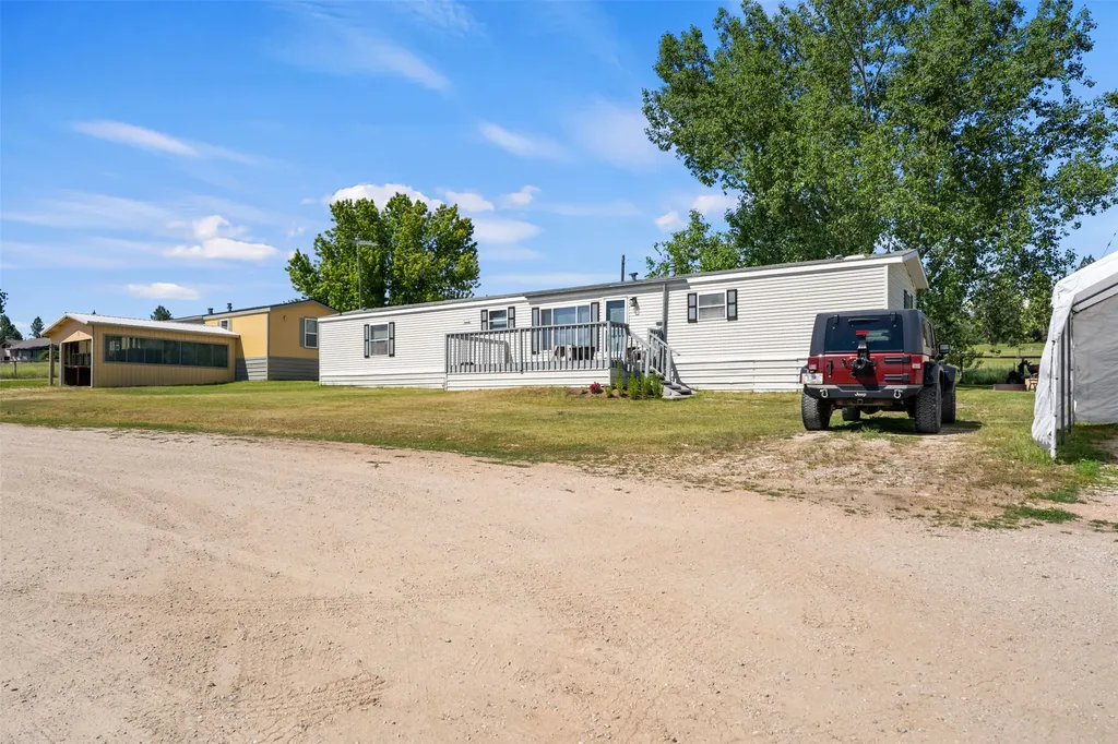 226 Sweathouse Creek Road Victor MT 59875