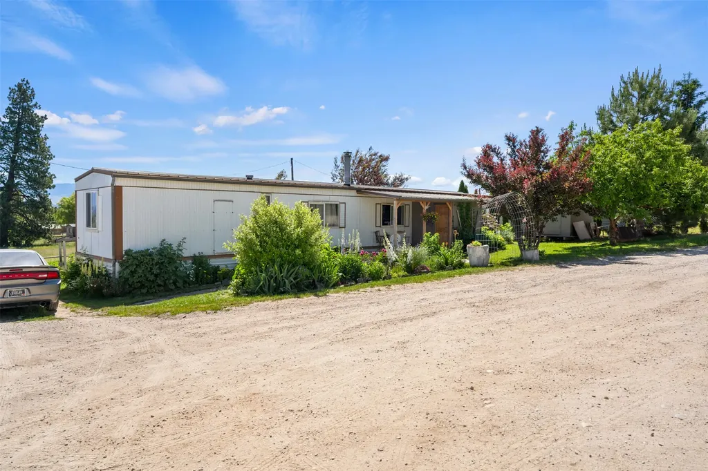 226 Sweathouse Creek Road Victor MT 59875