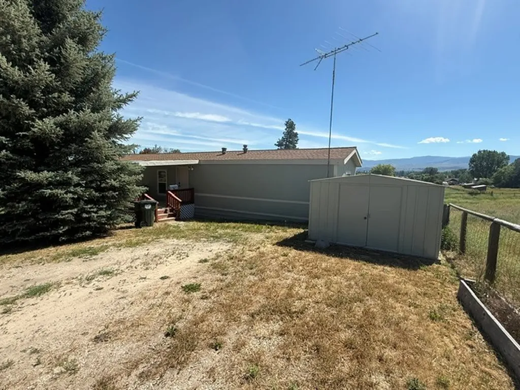 226 Sweathouse Creek Road Victor MT 59875